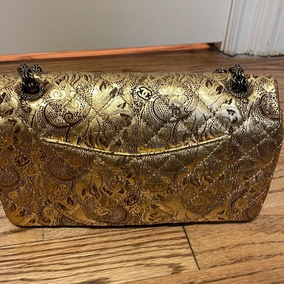 Chanel 🔥limited edition 🔥gold classic medium reissue - Picture 14 of 14